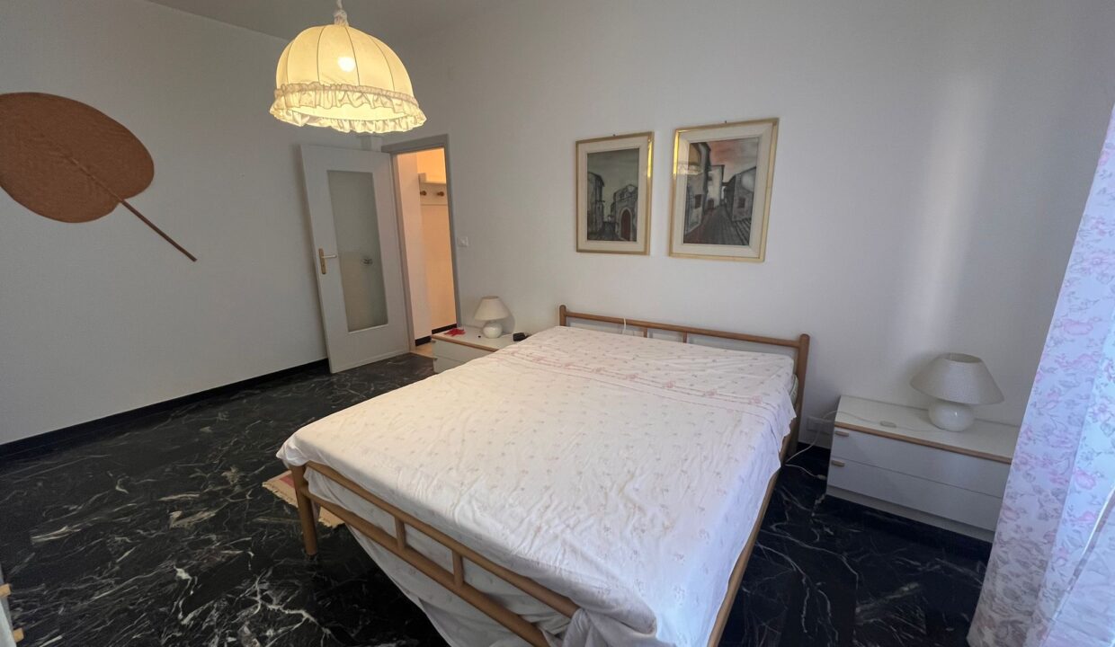 172d0131-5610-42bd-bd25-5a5332a9e0e1