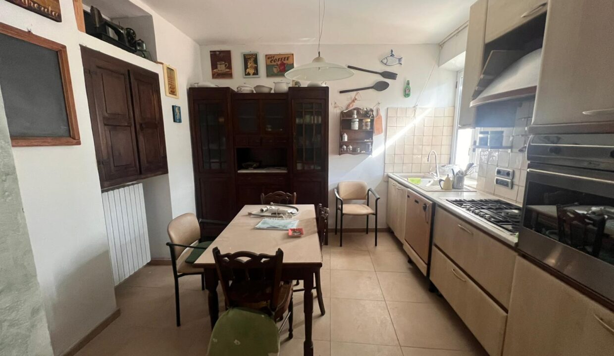 03759066-20b7-4d03-995e-f932926574f9